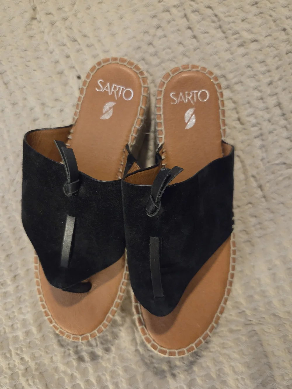 Franco Sarto Black Espadrille Platform Thong Sandals